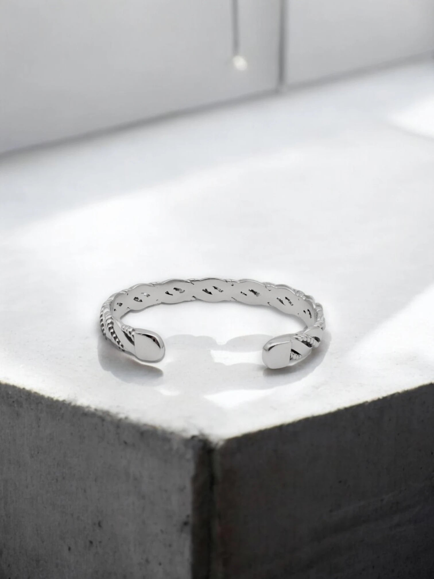 Silber Herren Edelstahl Armreif – verstellbar und minimalistisch